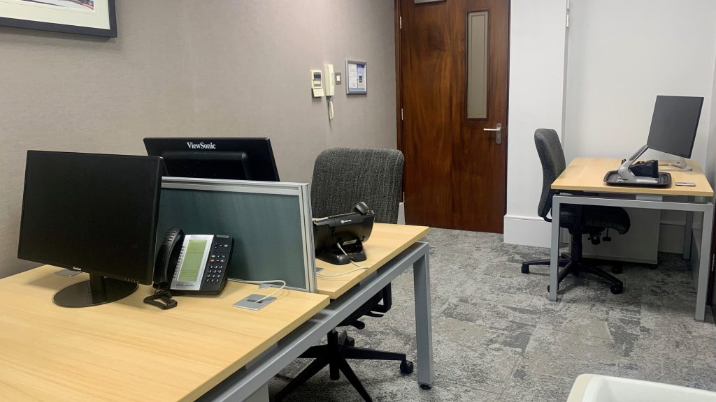 3 Person Office